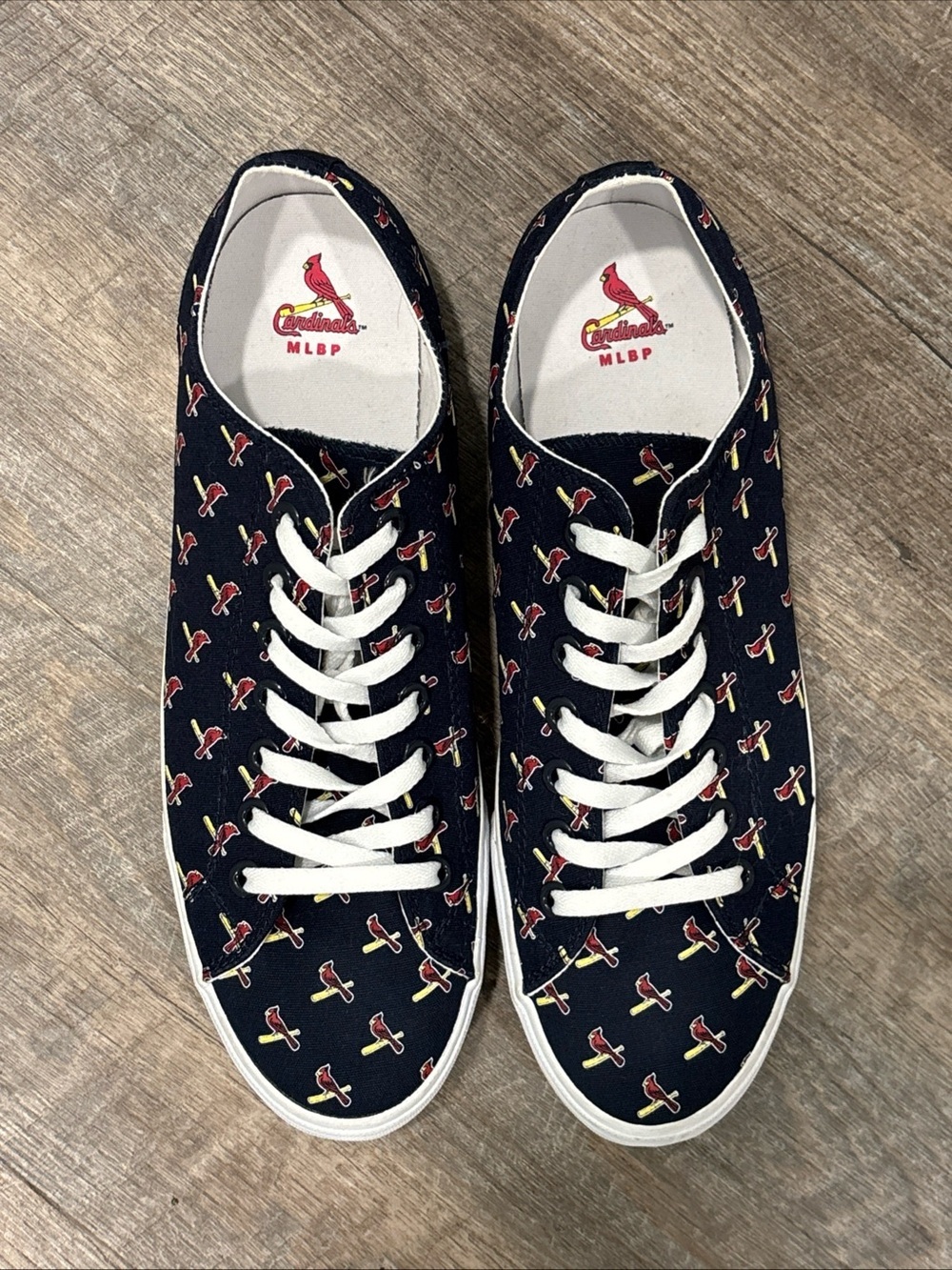 Row One St. Louis Cardinals Canvas Sneakers Men’s Size 11 Womens Size 12.5 NWOB - Picture 2 of 7